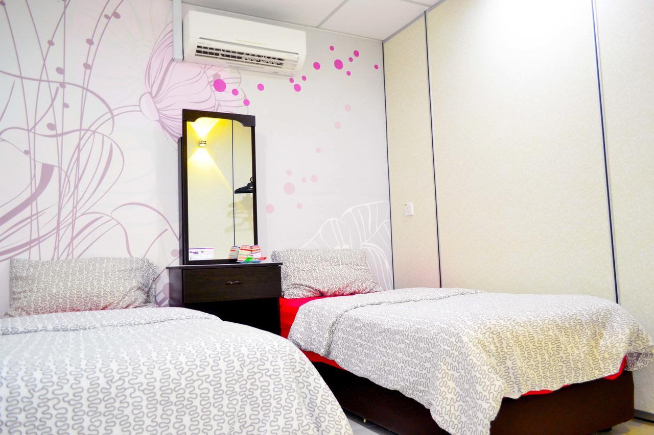 Branded Hotel Malacca Екстер'єр фото
